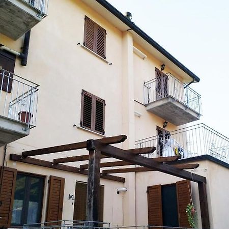 شقة Residenza Il Conte نوسيرا أومبرا المظهر الخارجي الصورة